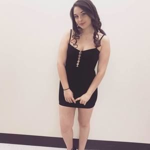 Meet your Posher, Caitlyn